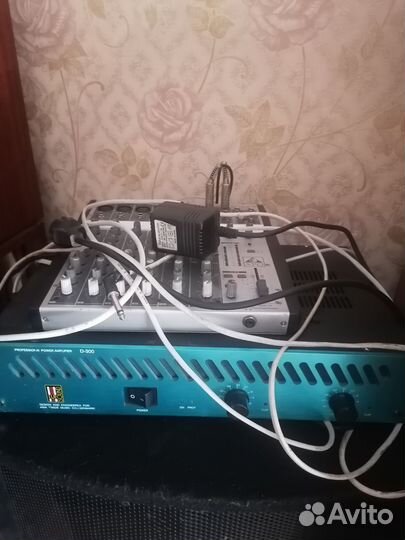 Эстрадные колонки уселитель и микшер