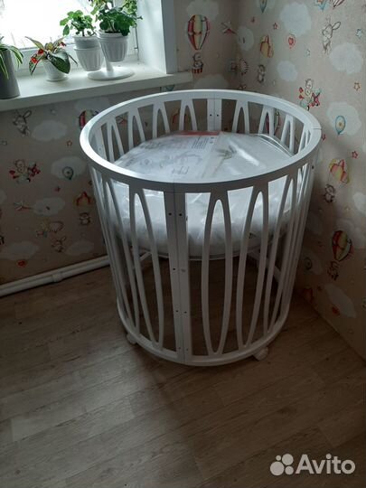 Продам детскую кроватку трансформер 9 в 1