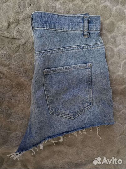Джинсовые шорты