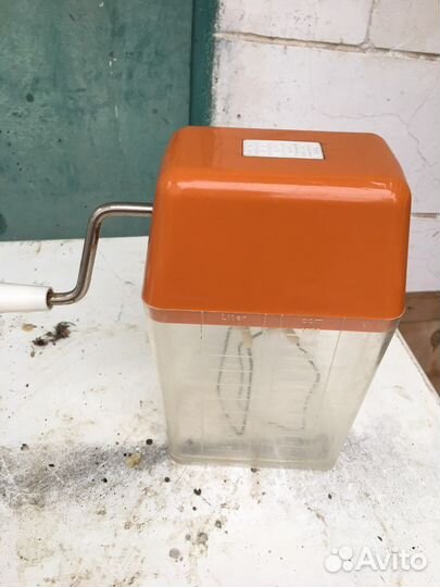 Миксер кухонный ручной.Безмен.Замок СССР