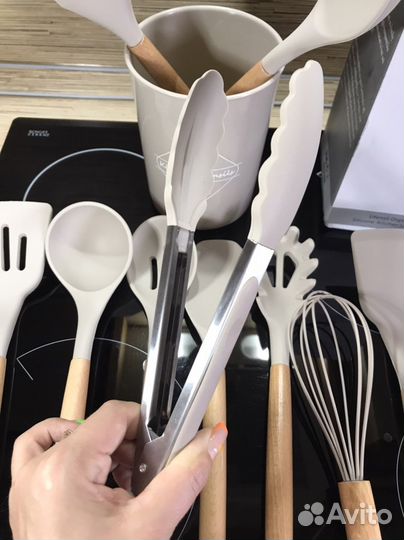 Набор кухонных принадлежностей 12 предметов