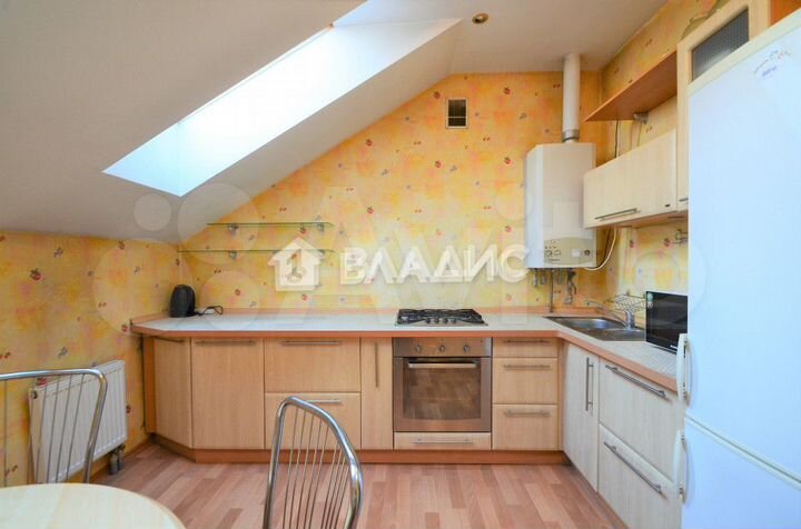 2-к. квартира, 71 м², 5/6 эт.