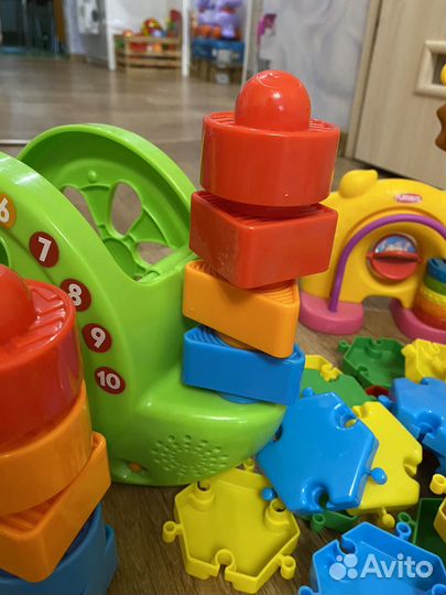 Развивающие игрушки музыкальные 6 мес.+