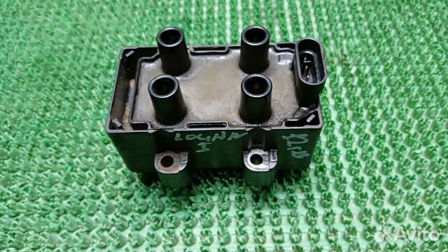 Катушка зажигания Renault Logan 1