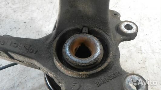 Ступица передняя левая toyota auris E180 (73N19K90