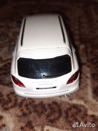Машинка Porsche на радиоуправлении