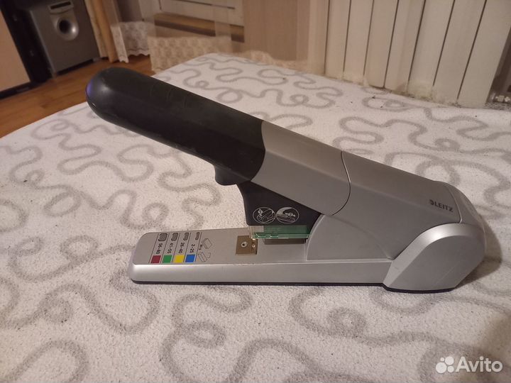 Степлер немецкий leitz с кассетами