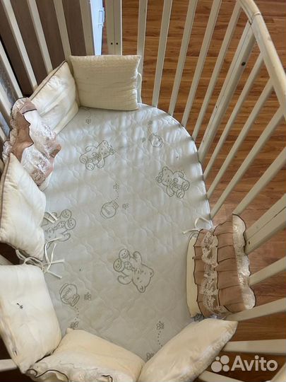 Детская кровать трансформер овальная