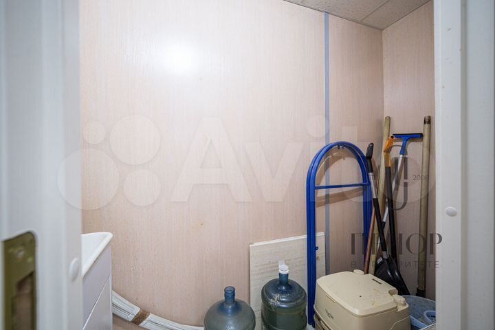 Торговая площадь, 64 м²