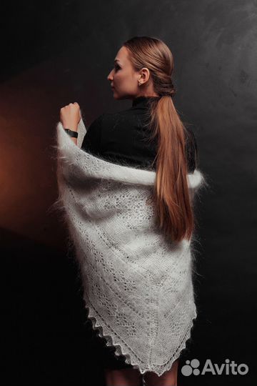 Пуховый платок паутинка подарок