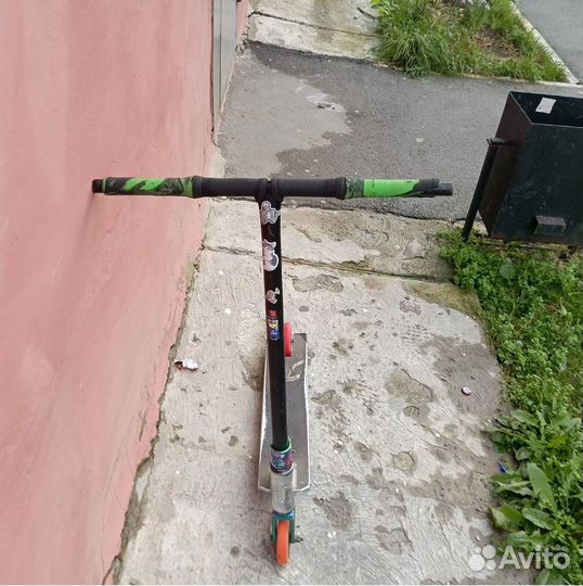 Трюковой самокат