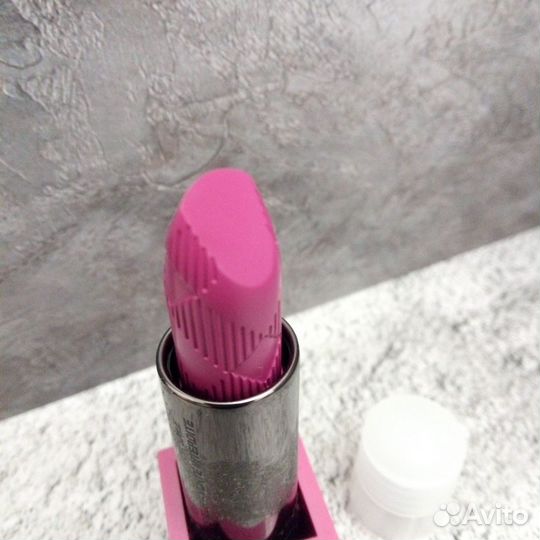 Burberry Lip Velvet Помада 424