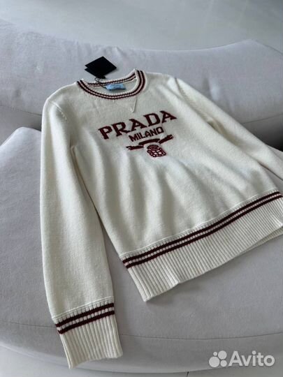 Свитер женский Prada