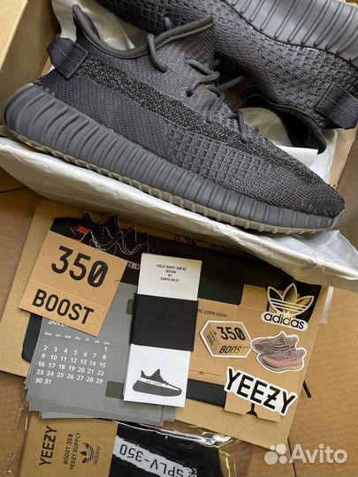 Кроссовки Adidas Yeezy Boost 350 V2 'Cinder'