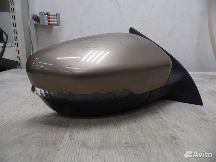 Emgrand EC7 Зеркало правое электрическое Geely emg