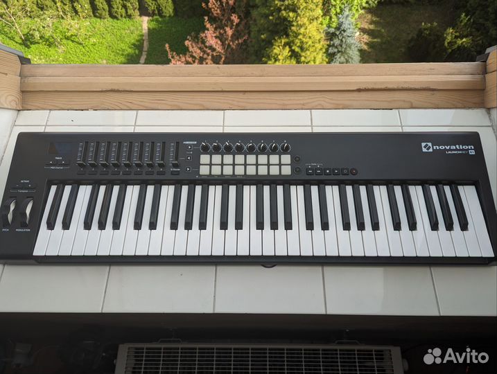 Novation launchkey 61 mk2
