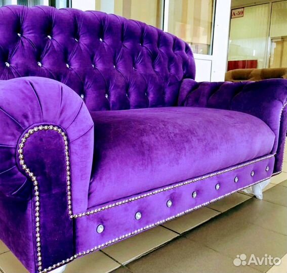 Молдинги лента-гвозди