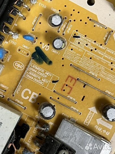 Телевизор Samsung UE40M5000AU в разбор