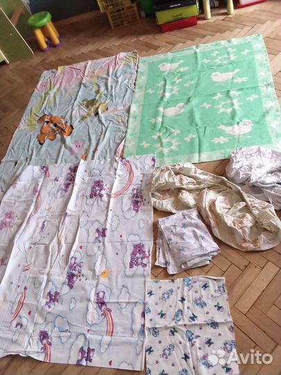 Одеяло, простыни, пододеяльник, наволочки детские