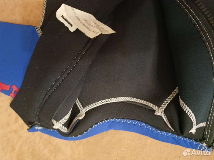 Гидрокостюм