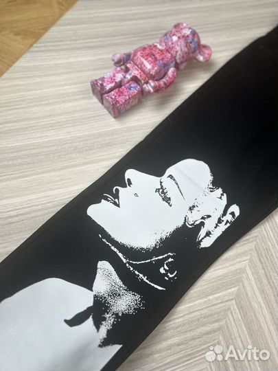 Джинсы Levis широкие