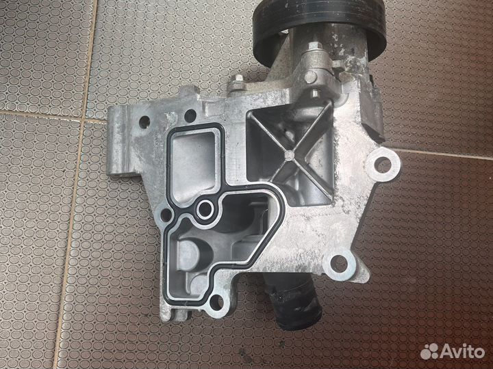 Помпа Nissan Qashqai j10 X-Trail mr20de