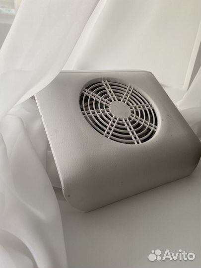 Вытяжка для маникюра