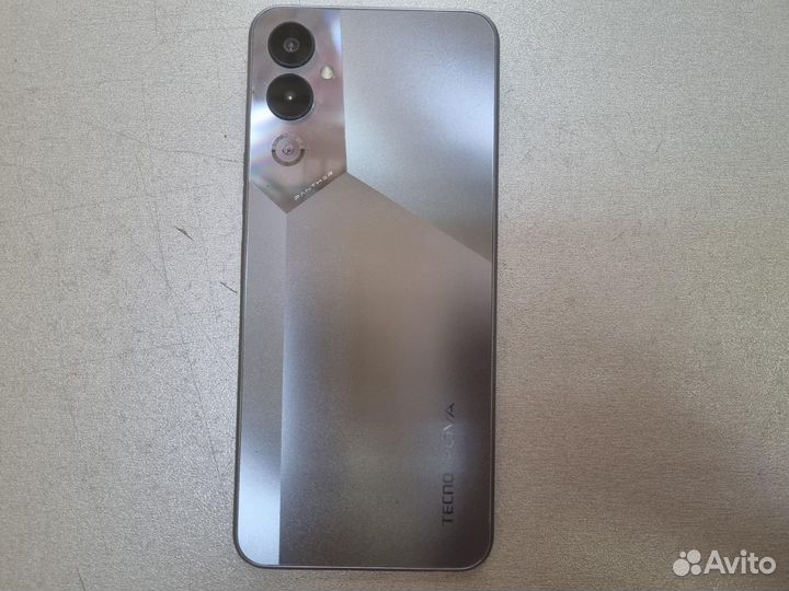 Tecno pova 4 8/128GB