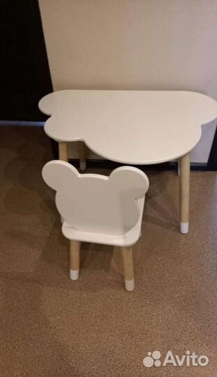 Детский стол и стул