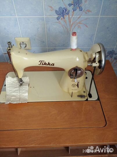 Tikkakoski швейная ножная машина