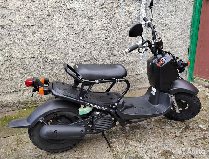 Мопед Honda Zoomer