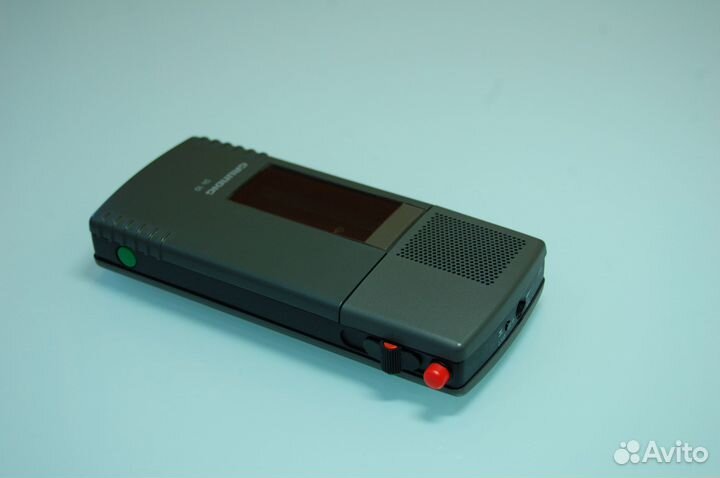 Диктофон Grundig Sh10