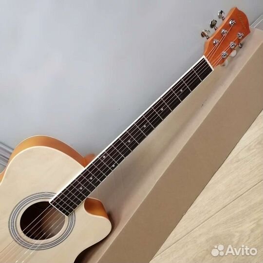 Гитара новая акустическая