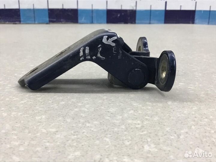 Петля двери задней левой нижняя Chery Tiggo (T11)