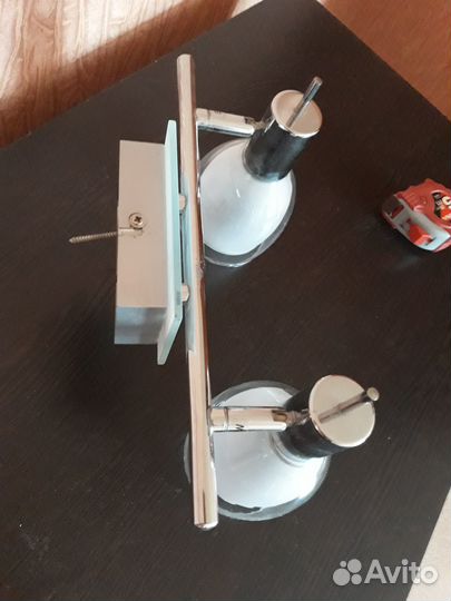 Светильник настенный 2 лампы