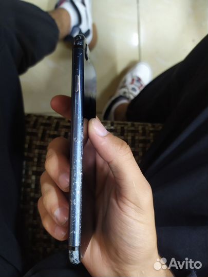 Телефон iPhone 7 32гб