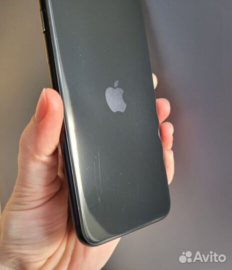 iPhone SE (2020), 128 ГБ