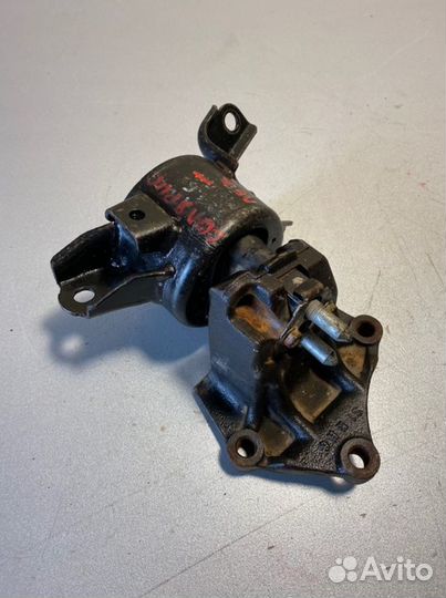 Подушка двигателя левая Hyundai Solaris