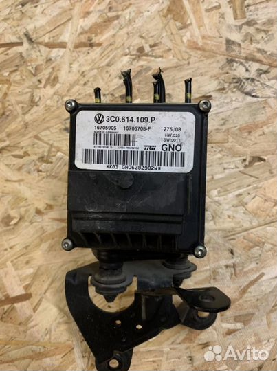 Блок абс Фольксваген Пассат Б6 3.2