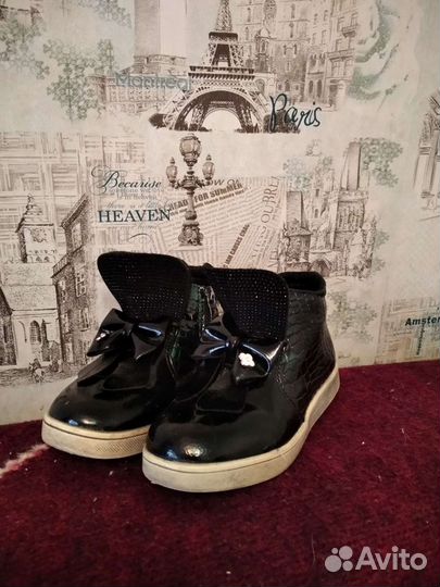Ботинки для девочки