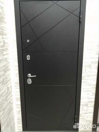 Дверь металлическая