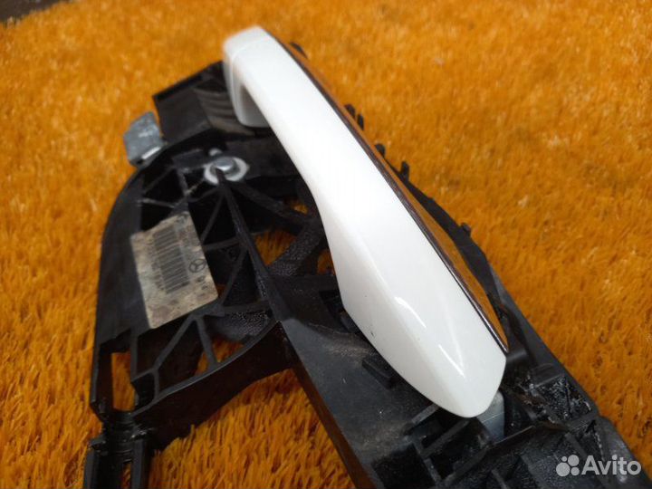 Ручка двери внешняя задняя правая Mercedes-Benz