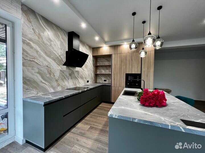 Угловая кухня на заказ. Производство в Челябинске