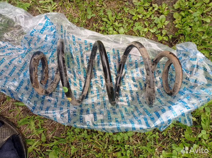 Задняя пружина на chevrolet cobalt авео т300