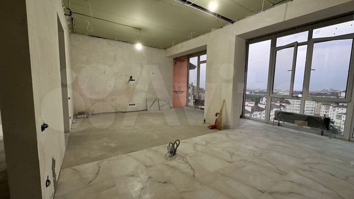 2-к. квартира, 74 м², 10/10 эт.