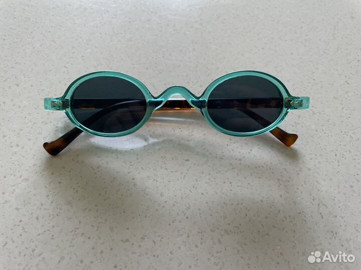 Солнцезащитные очки