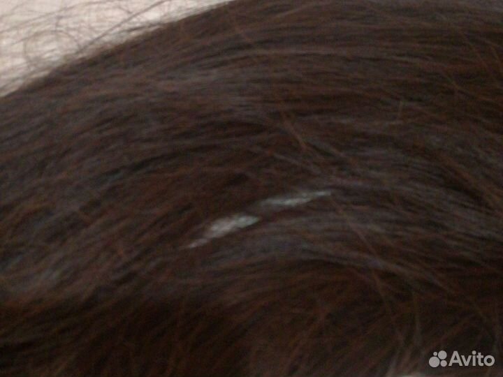 Волосы на ленте на хвост