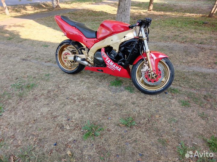 Yamaha YZF1000R Thunderace