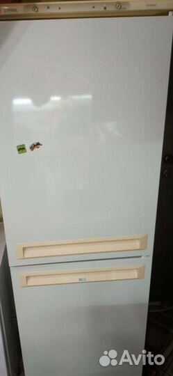 Холодильник Stinol