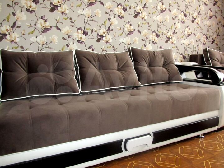 2-к. квартира, 50 м², 8/9 эт.